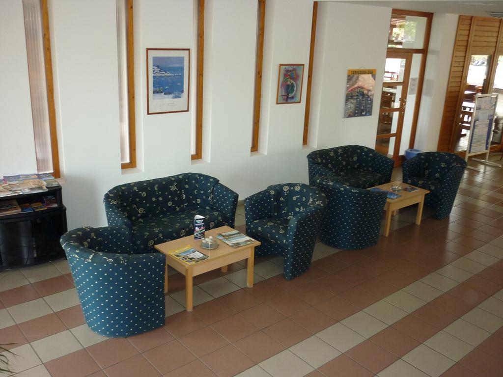 شيوفوك Hotel Holiday المظهر الخارجي الصورة