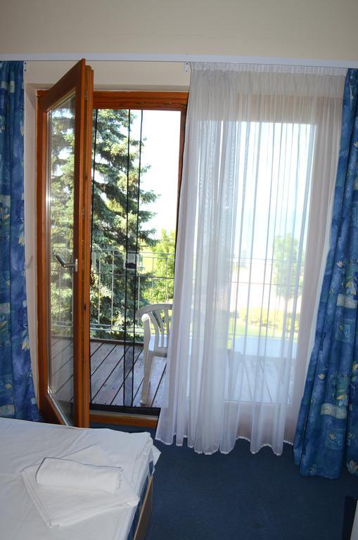 شيوفوك Hotel Holiday المظهر الخارجي الصورة
