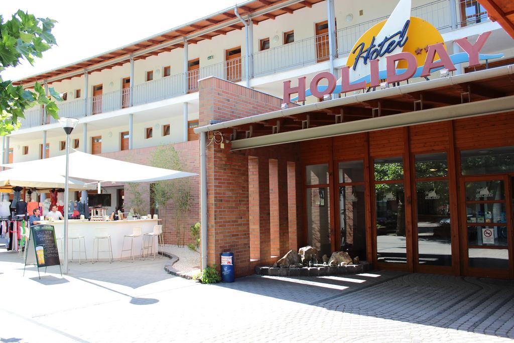 شيوفوك Hotel Holiday المظهر الخارجي الصورة