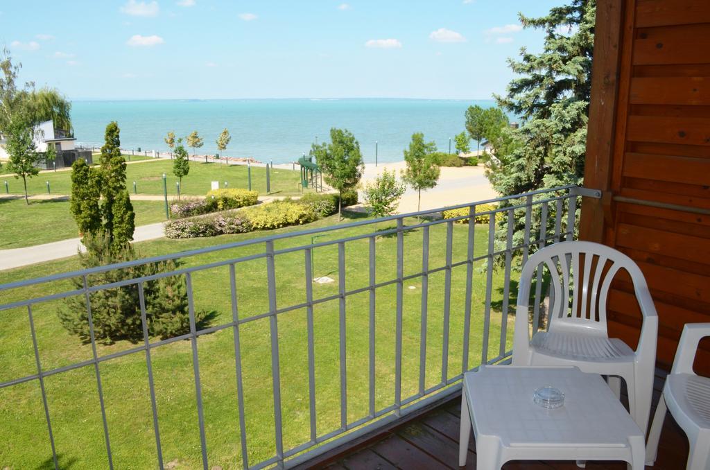 شيوفوك Hotel Holiday المظهر الخارجي الصورة